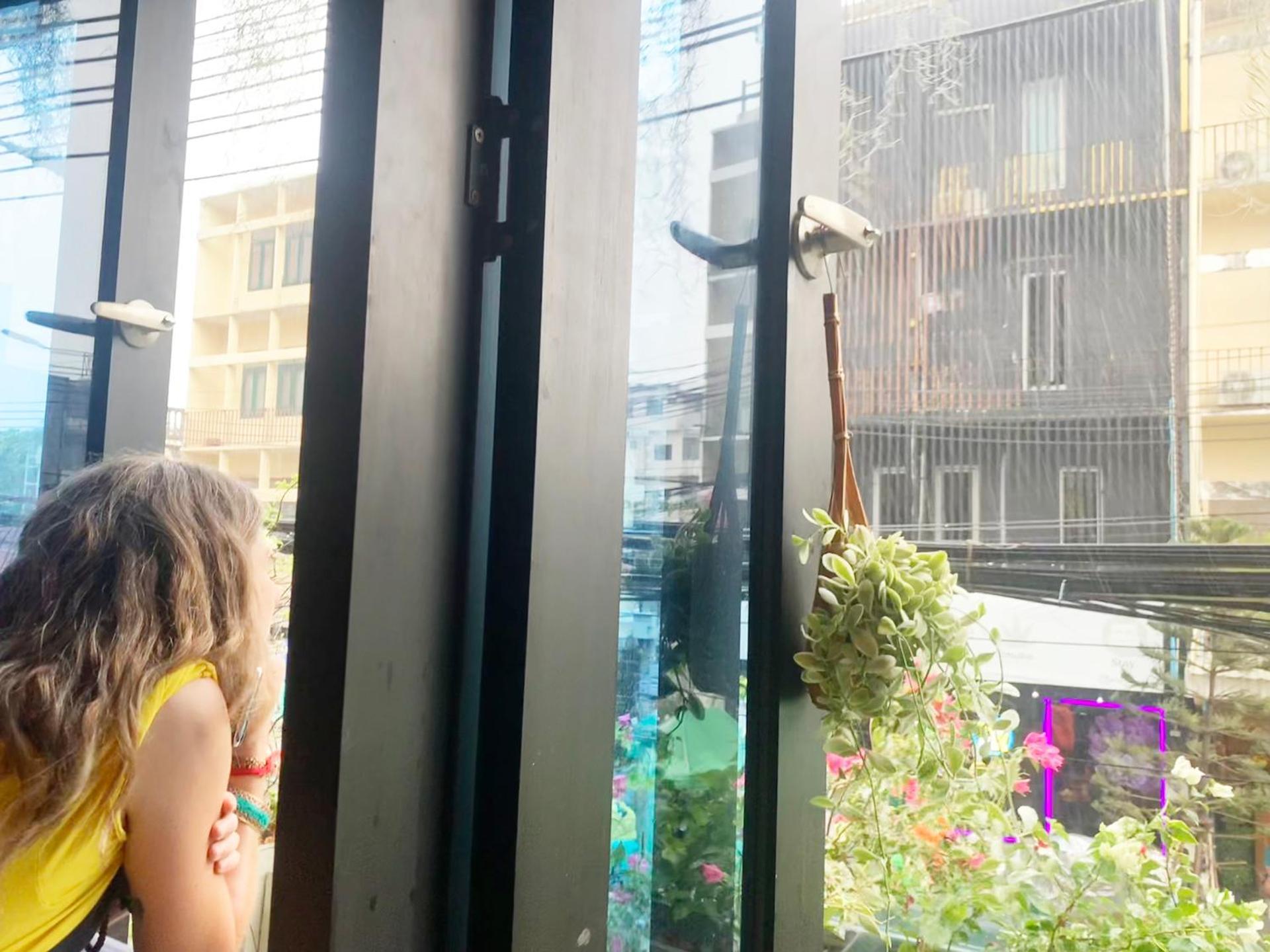 Susu Khaosan Hostel Bangkok Ngoại thất bức ảnh