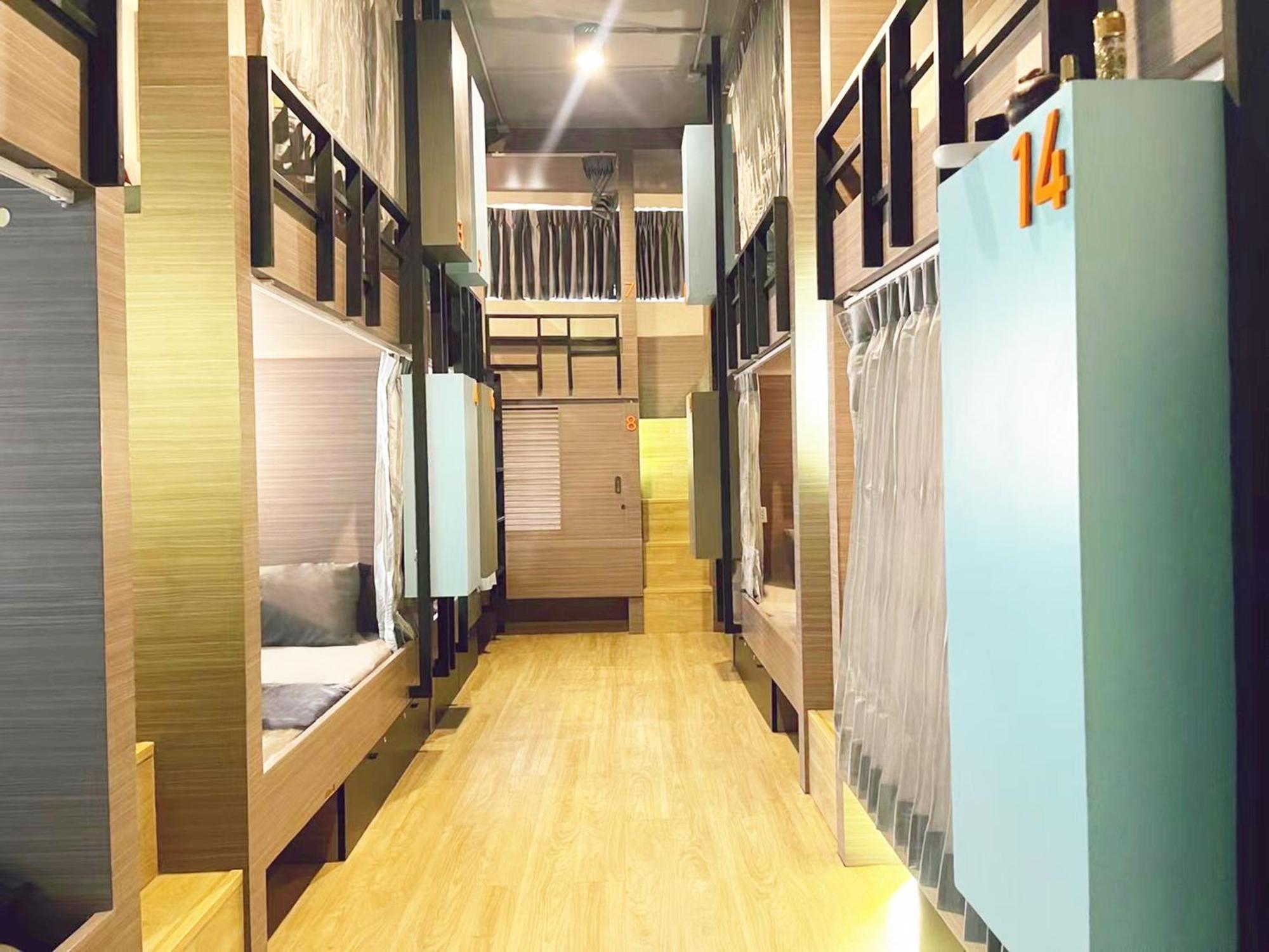 Susu Khaosan Hostel Bangkok Ngoại thất bức ảnh