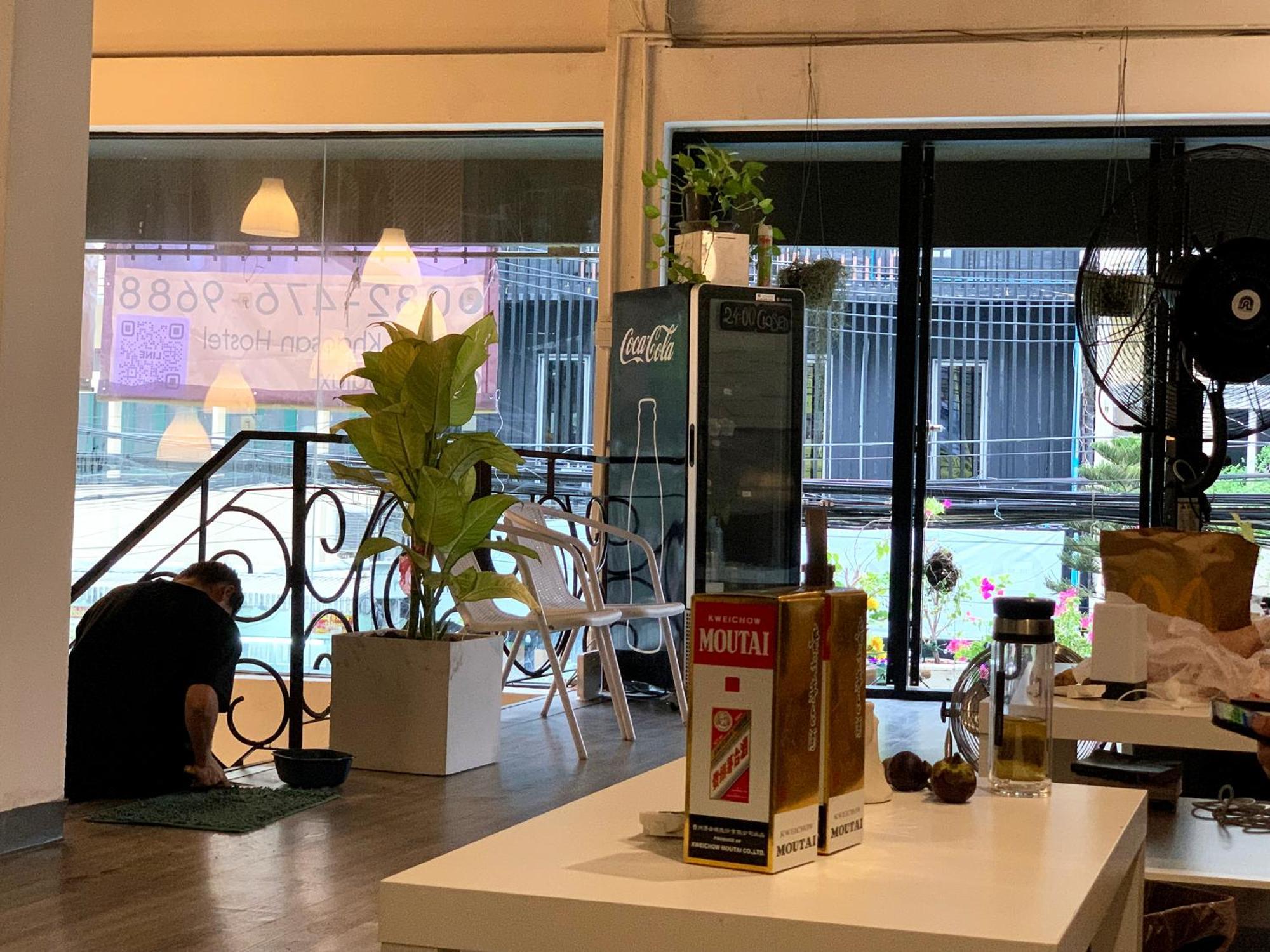 Susu Khaosan Hostel Bangkok Ngoại thất bức ảnh