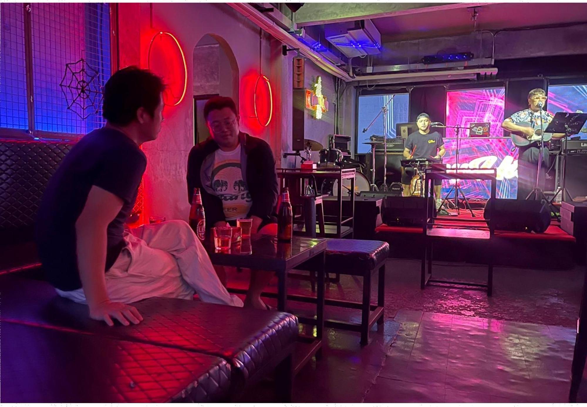 Susu Khaosan Hostel Bangkok Ngoại thất bức ảnh