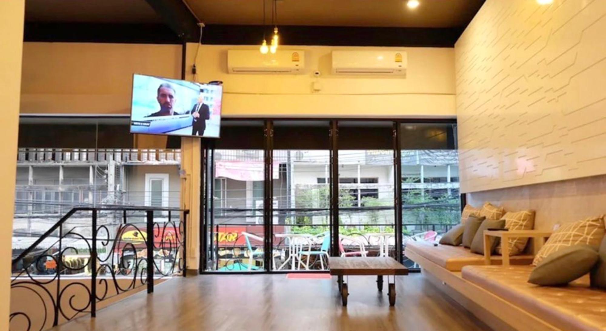 Susu Khaosan Hostel Bangkok Ngoại thất bức ảnh