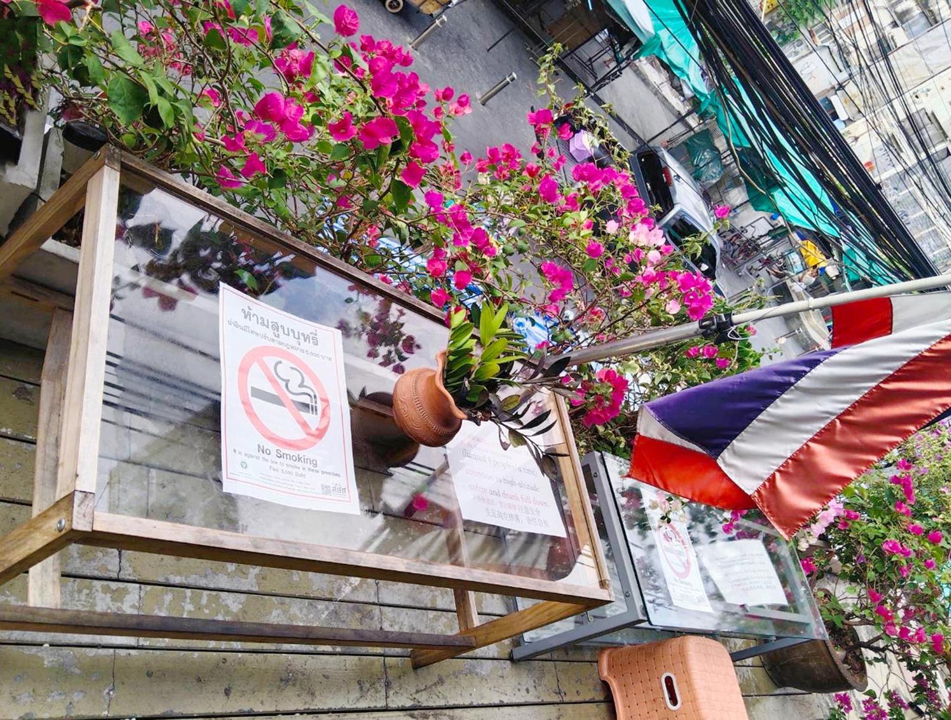 Susu Khaosan Hostel Bangkok Ngoại thất bức ảnh